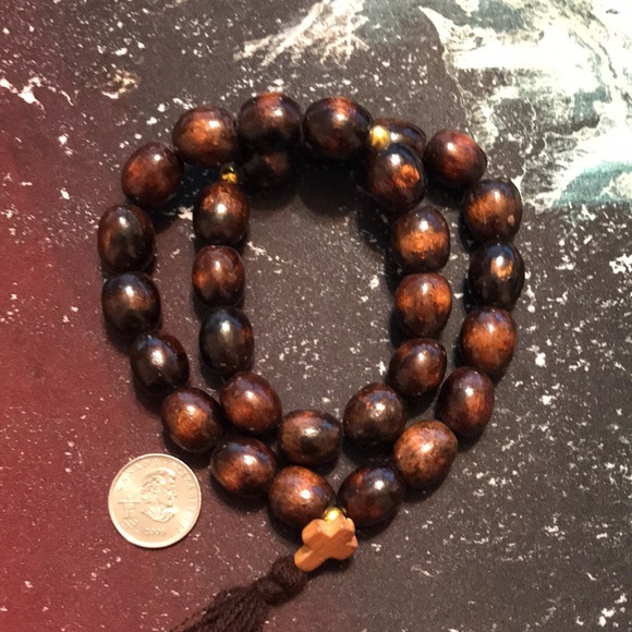Wood beads with wood cross. Large beads - Picture 4 of 4